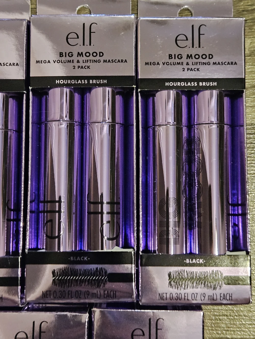 Elf Big Mood Mega Volume & Lifting Mascara. 10ct